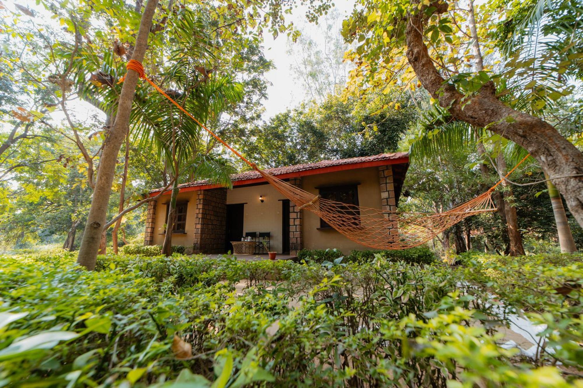 Tiger Trails Resort Tala  Luaran gambar